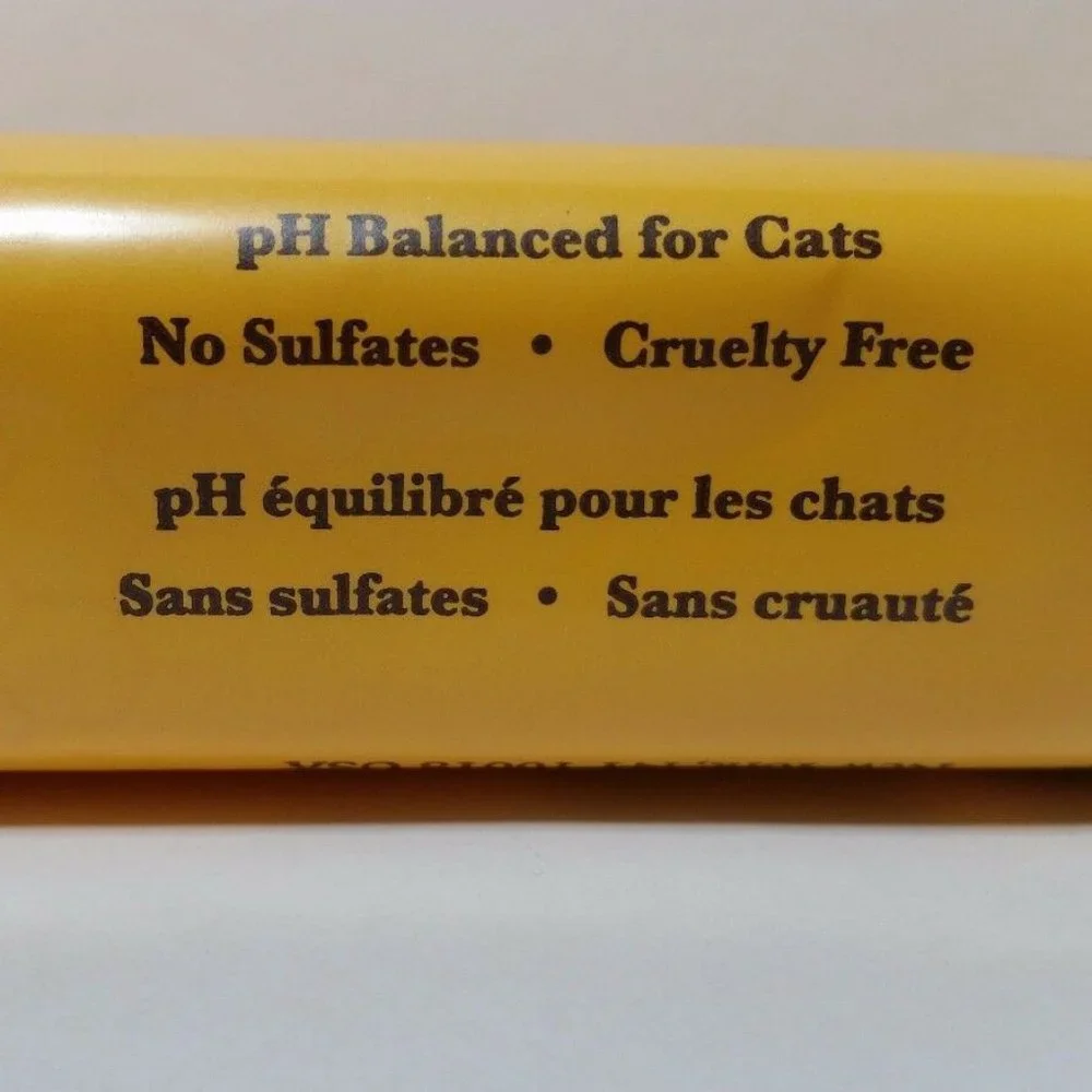 4 Burt's Bees for Cats Dander Reducing Wipes